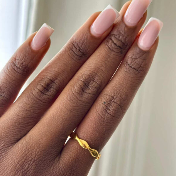 Della Ring