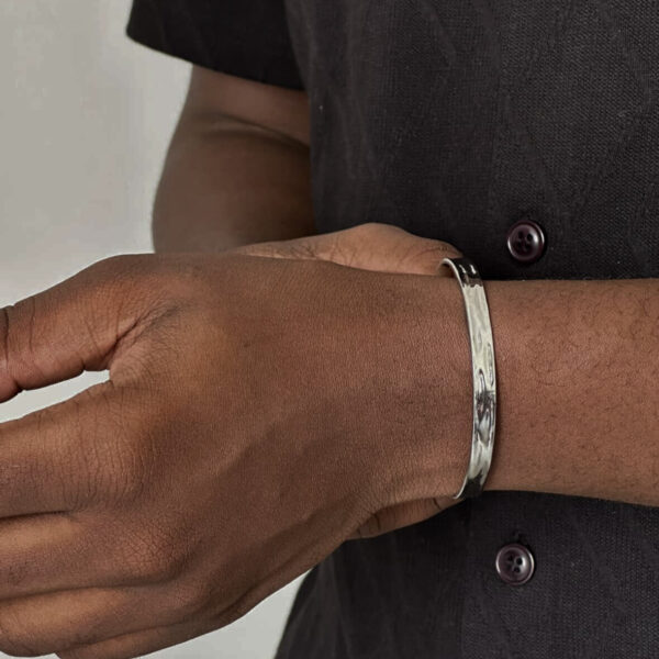 Vector Wrist Cuff