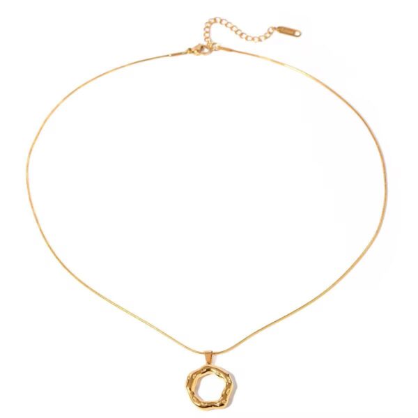 O-Shaped Necklace
