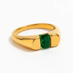 Nia Ring